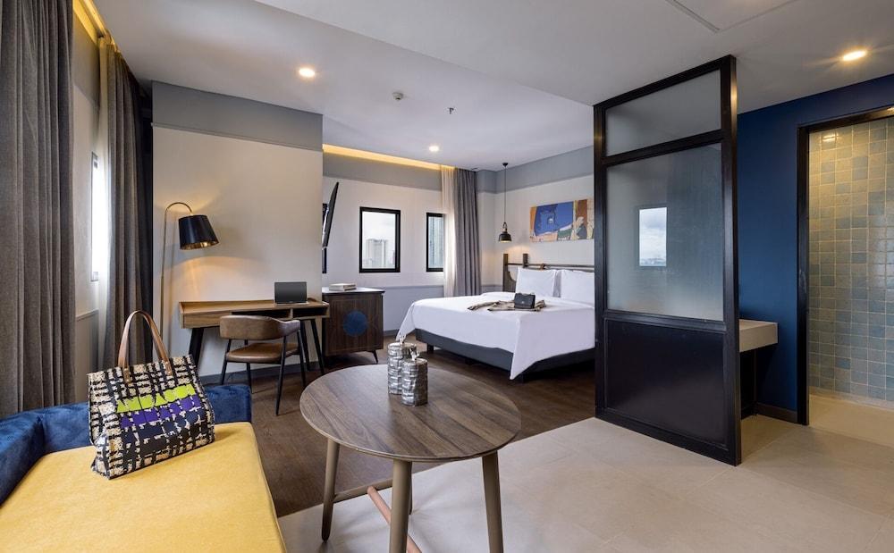 ARTOTEL Hub Simpang Temu Room Type - Suite Room