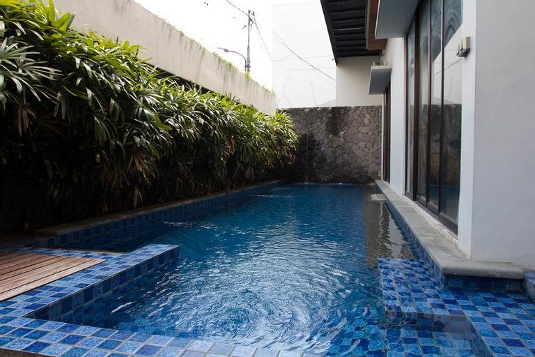 Kumala Living (near Senayan)