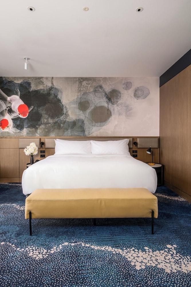 Novotel Sydney Cabramatta - Tap to explore photos