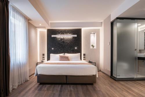 Aspira Gems Center Silom Room Type - Premium Corner Suite Room
