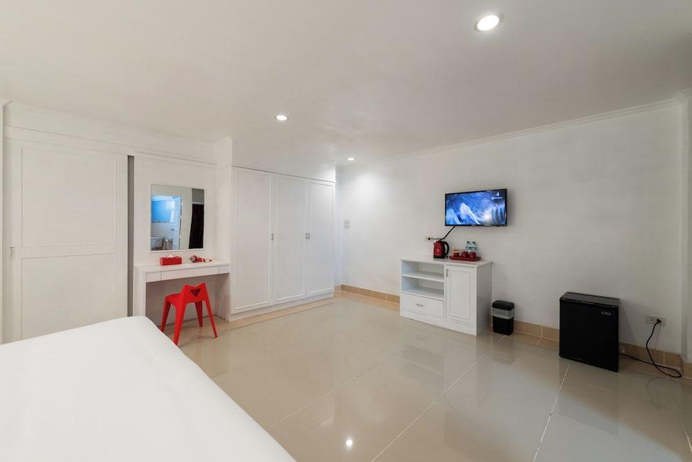Arawana Express North Pattaya Room Type - Studio King Pool Access