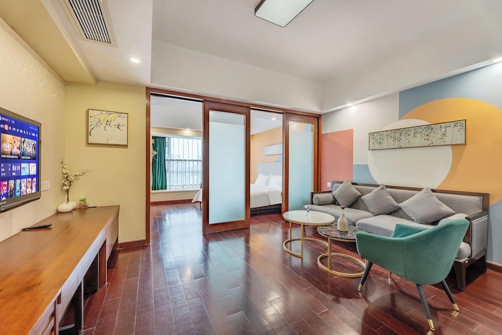 Boya Apartment Room Type - Luxury Double Room, City View