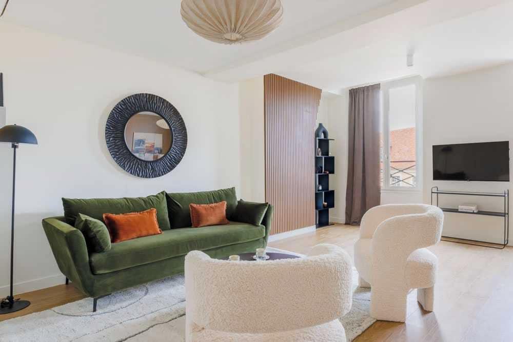 Chic Apartment - 2br/6p - Jardin du Luxembourg - Tap to explore photos