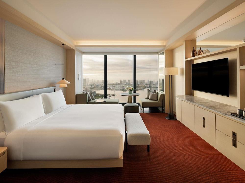 Fairmont Tokyo Room Type - FAIRMONT GOLD Bay View King  Lounge Access