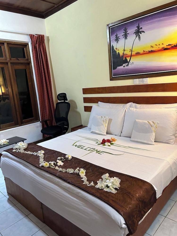 Goby Lodge Guest House Room Type - Family Triple Room
