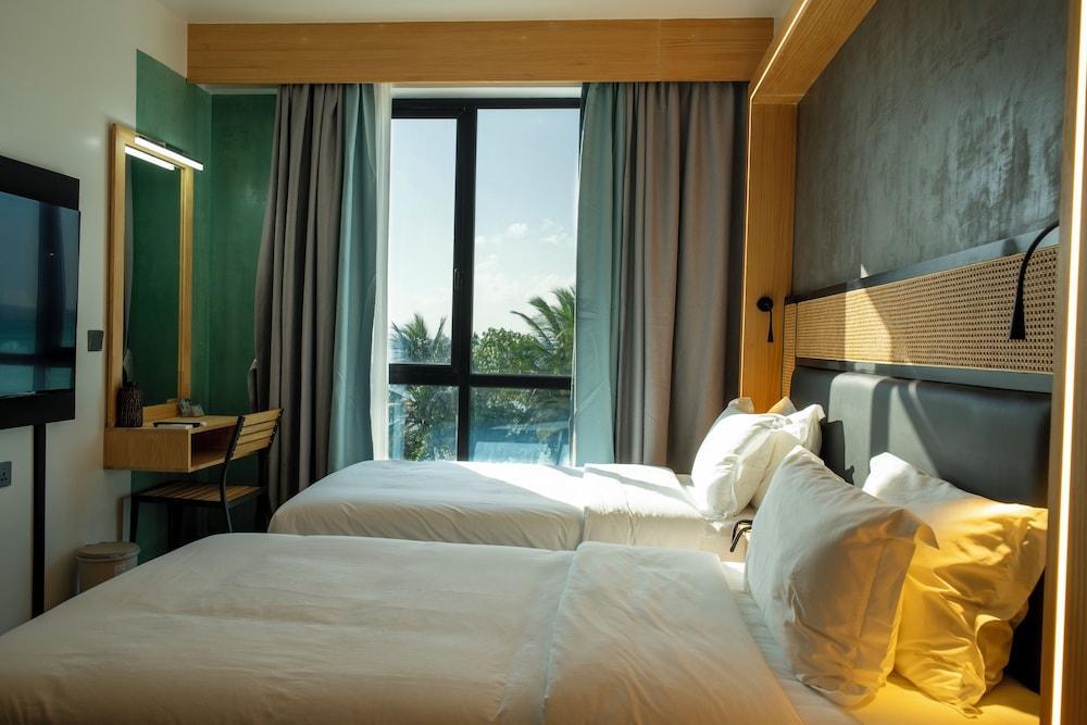 Athiri Residence Dhiffushi Room Type - Comfort Double or Twin Room