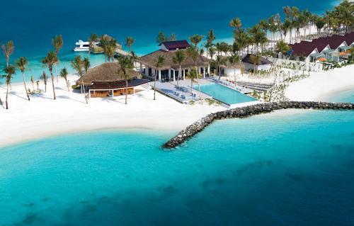 OBLU SELECT Lobigili - Premium All-Inclusive with Free Transfers - Tap to explore photos