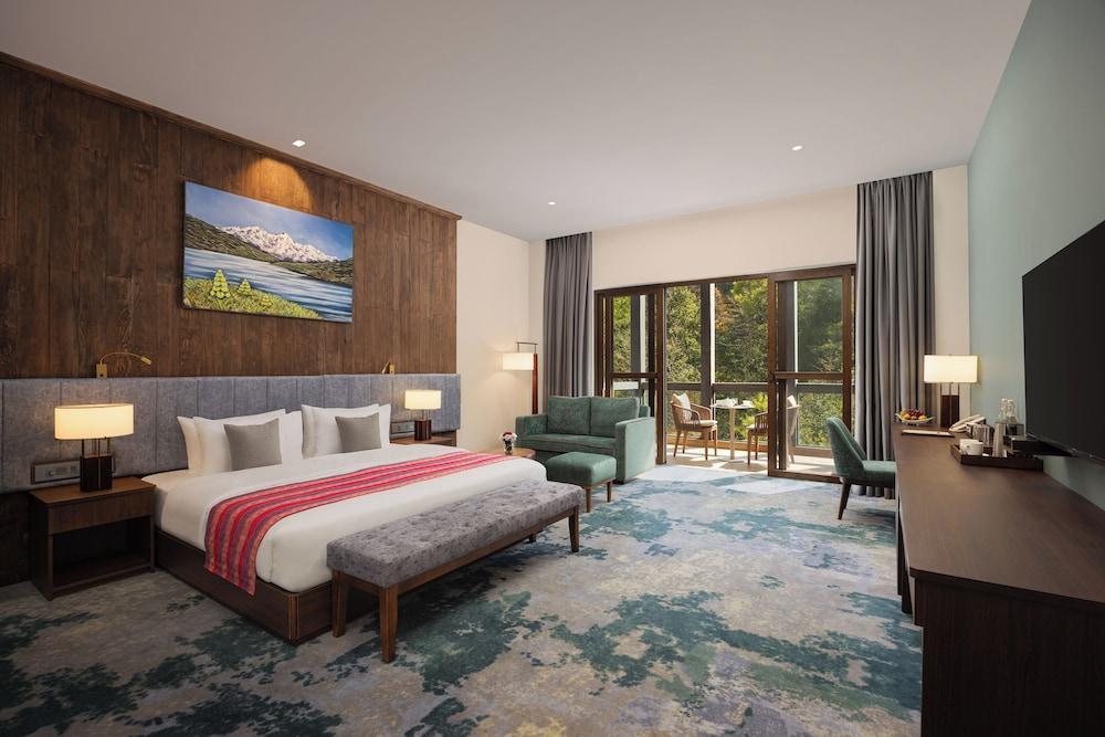 Dawa At Hilltop By Heeton Room Type - Junior Suite, Balcony, Mountain View