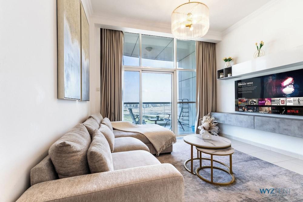 WYZ RENT|1 Bedroom Gem is Business Bay - Tap to explore photos
