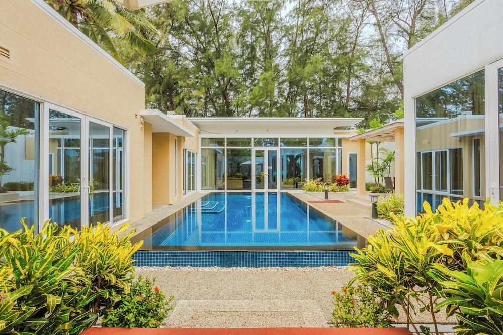 Andaman Pool Villas, Maikhao Beach Phuket