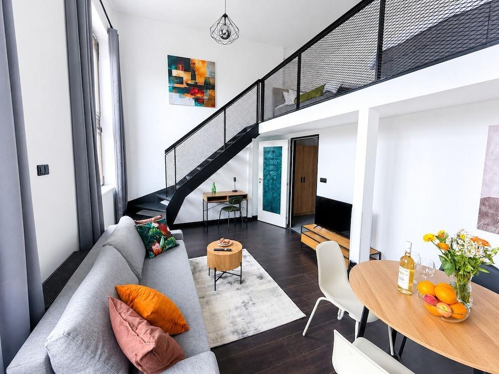 Apart loft hotel in Karlin