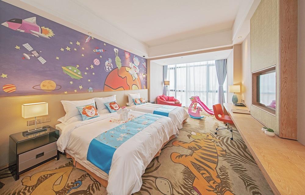 Best Boutique Hotel Room Type - Classic Triple Room