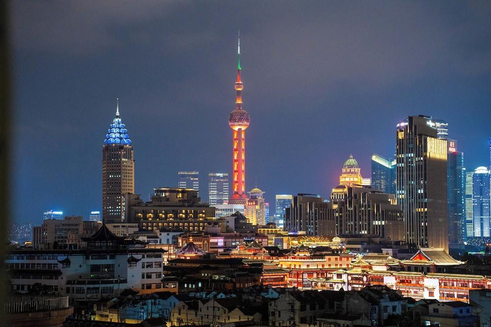Book and Bed - Shanghai Room Type - Comfort Condo, City View
