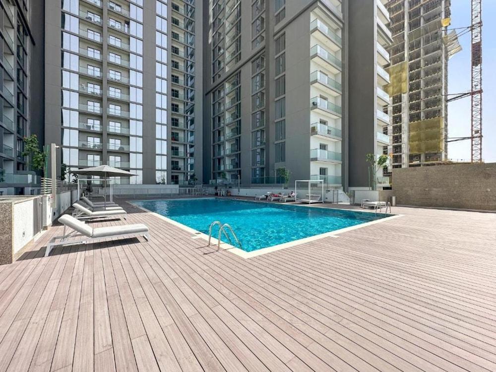 Bespoke Residences - Sobha Creek Vistas - Tap to explore photos