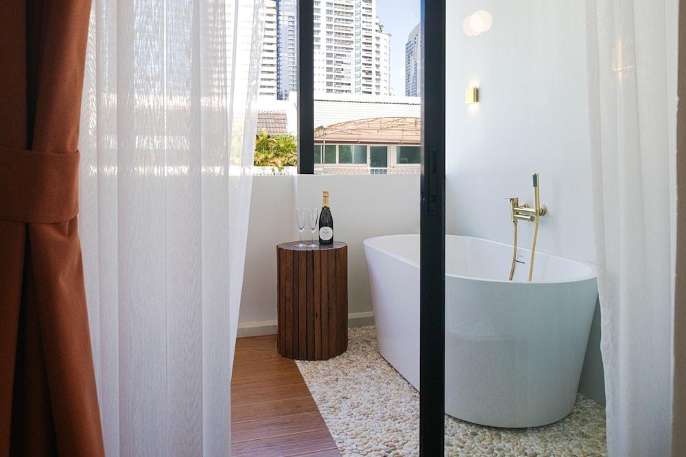 Boutique Hotel Axis.Bangkok Room Type - Design Studio Suite, Ensuite, City View