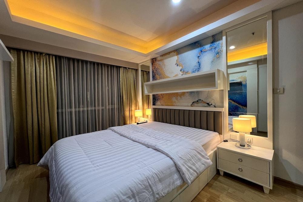 Casa Grande Residence Room Type - Deluxe Apartment, 2 Bedrooms, Kitchen, City View