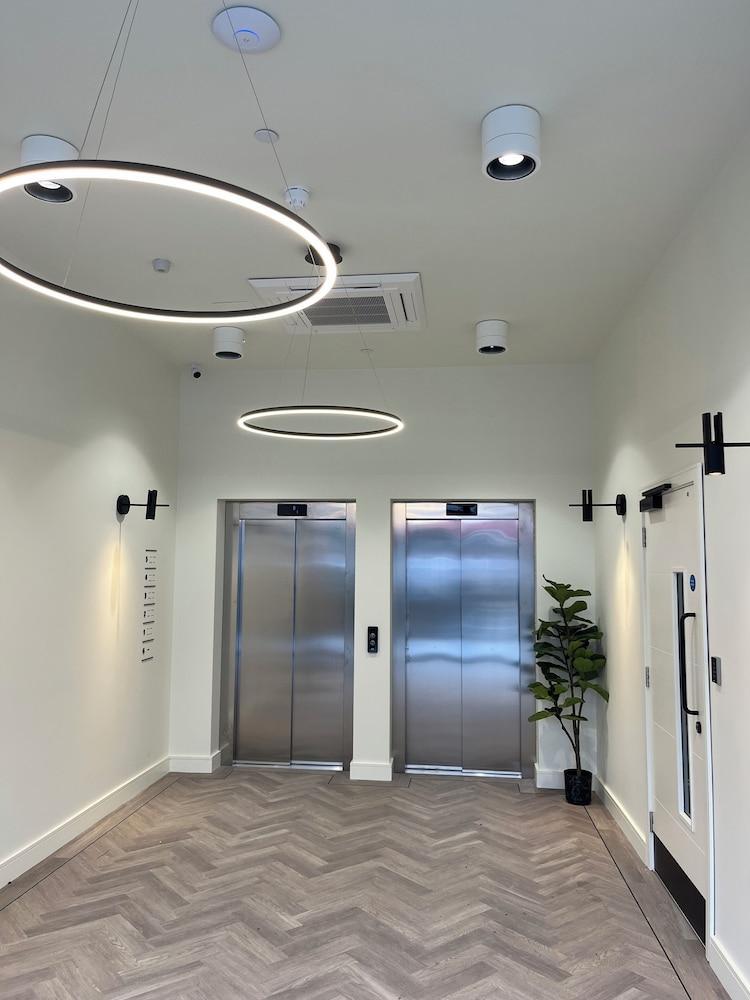 Commercial Road Serviced Apartments - London City East