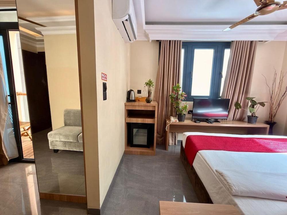 Coral Grand Beach and Spa Room Type - Deluxe Double Room