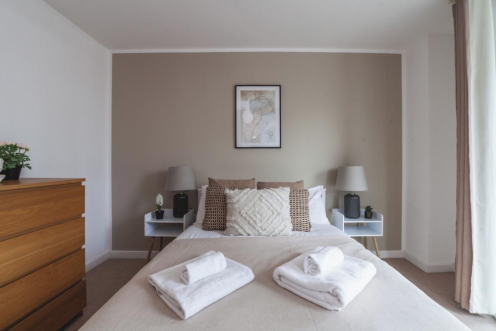 Cosy flat in Lambeth - Tap to explore photos