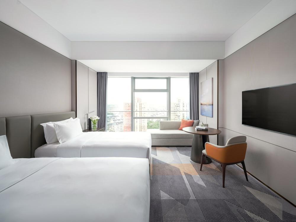 Cordis Shanghai Seaworld Room Type - Superior Room, 2 Twin Beds, City View Cordis Shanghai Seaworld Room Type - Superior Room, 2 Twin Beds, City View