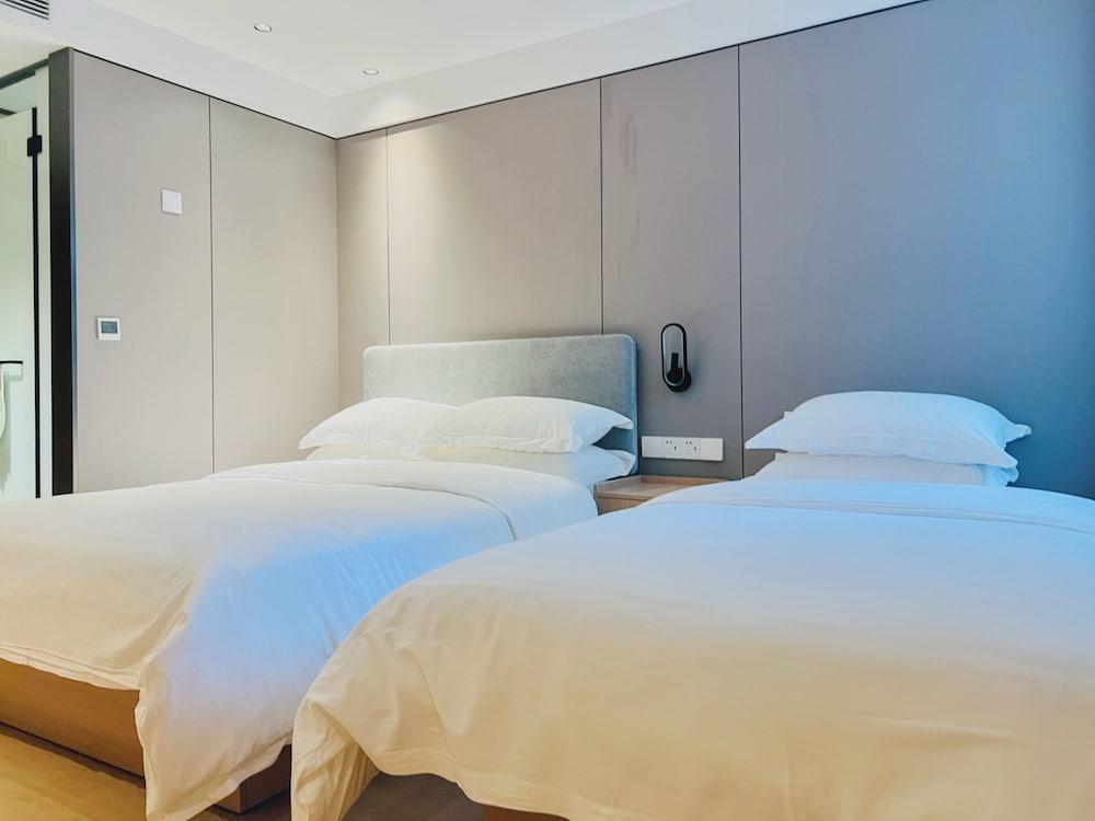 Dayin Serene Garden Hotel - Shanghai Jing'an Joy City Suzhou Creek Room Type - Superior Twin Room with Two Queen Beds