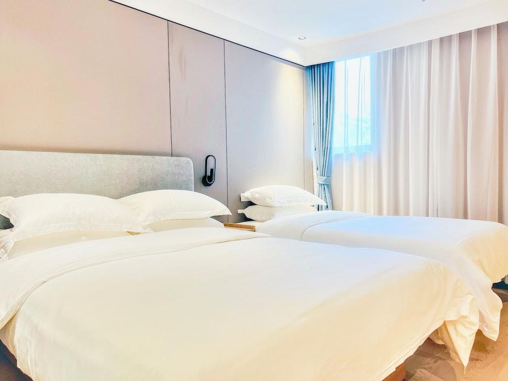 Dayin Serene Garden Hotel - Shanghai Jing'an Joy City Suzhou Creek - Tap to explore photos