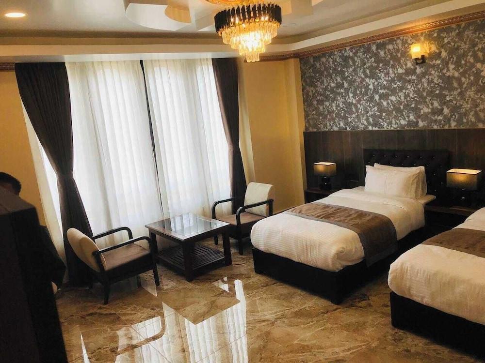 Drukgyal Twin Tower Hotel Room Type - Deluxe Twin Room, Mountain View