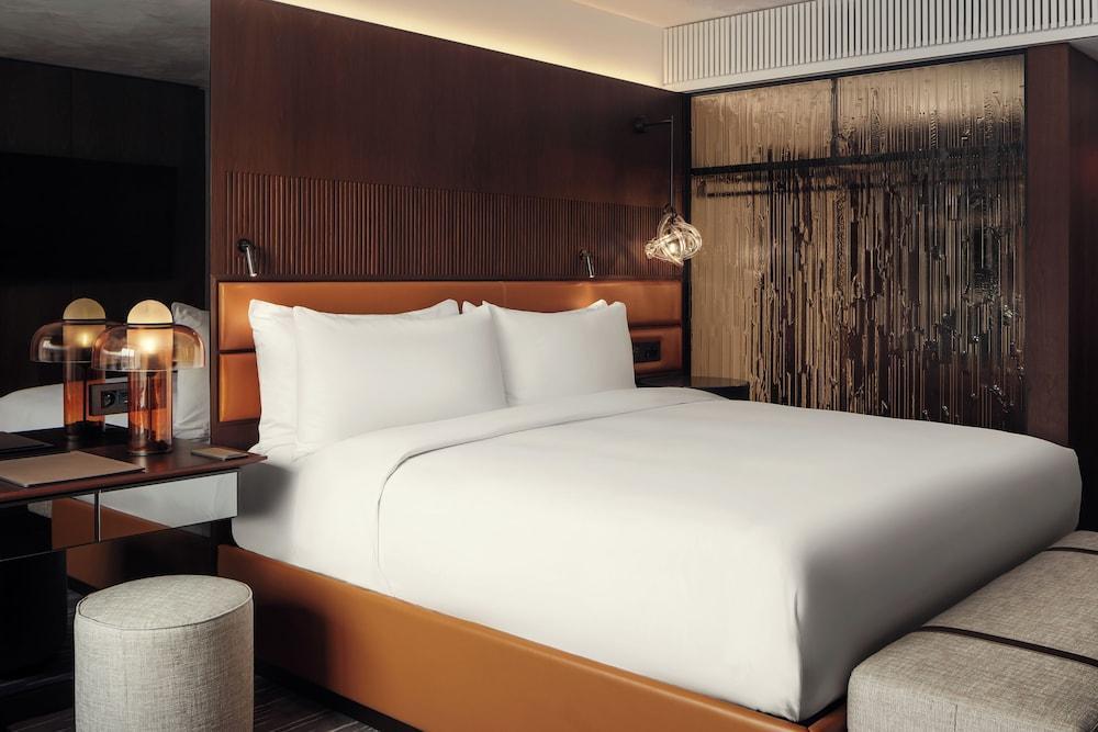 Fairmont Golden Prague Room Type - Signature Room, 1 King Bed