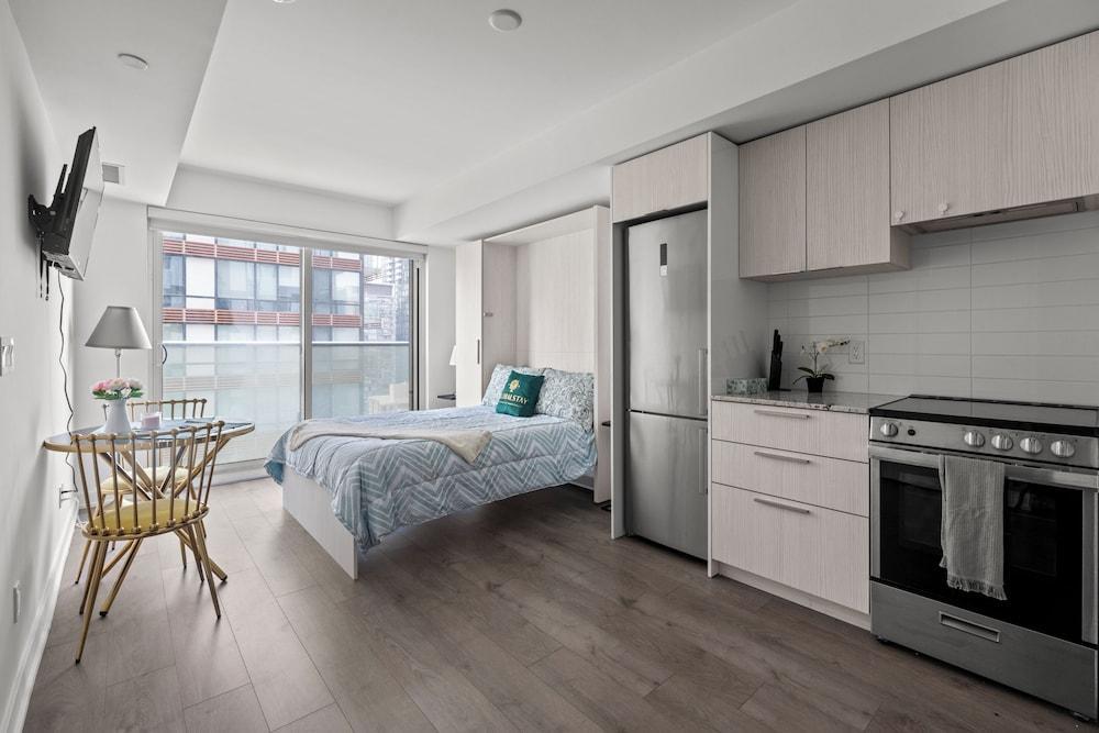 Teahouse Condos in Downtown Toronto Room Type - Comfort Studio Suite, 1 Double Bed, Kitchen, City View