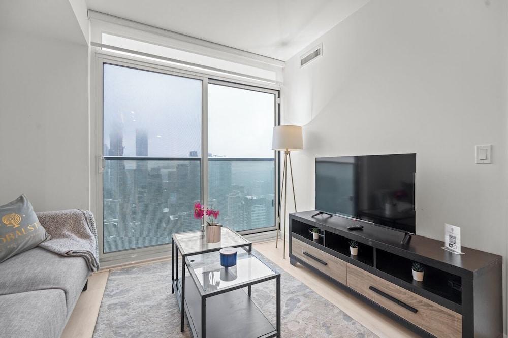 Teahouse Condos in Downtown Toronto - Tap to explore photos