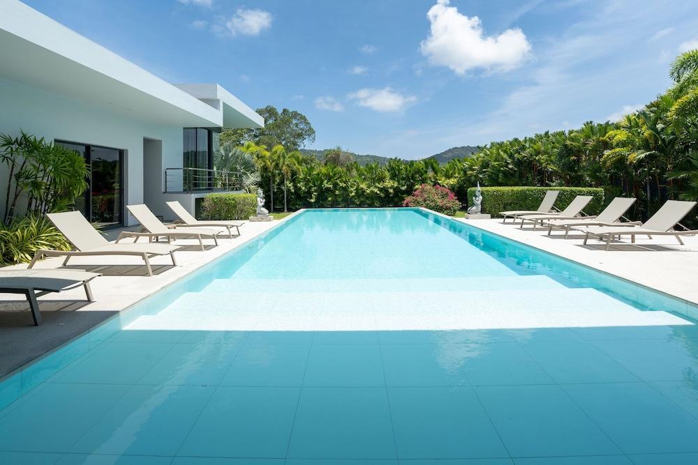 Grand 17m Pool 5BR Villa Mayacol NaiHarn - Tap to explore photos