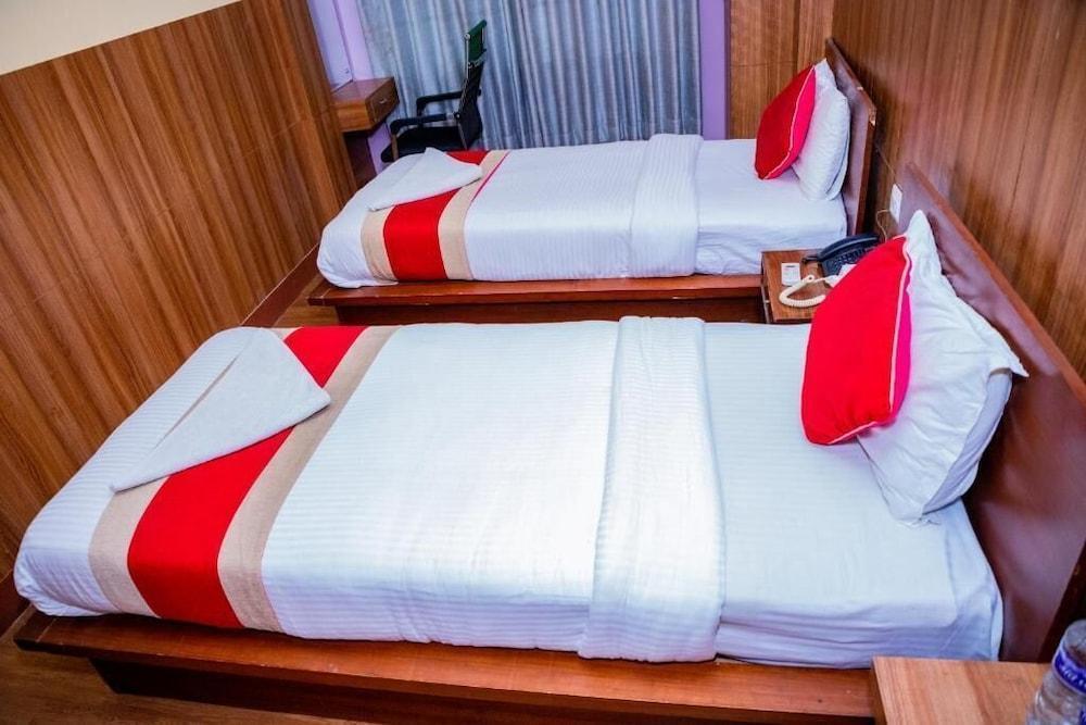 Doors Hotel Room Type - Standard Double or Twin Room, City View