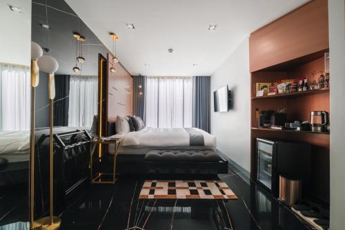 Hotel 433 - Asoke Sukhumvit Room Type - Deluxe Room