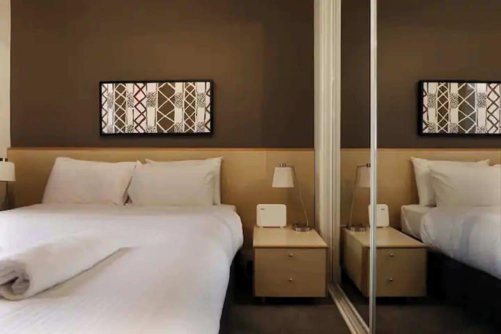 Hotel 1-bed Apartment in Beautiful South Yarra