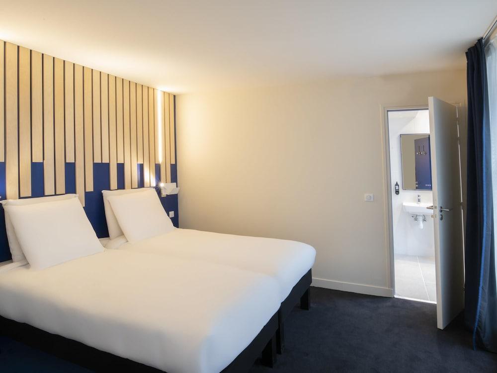 Ibis Styles Paris Opéra Lafayette Room Type - Standard Room, 2 Twin Beds