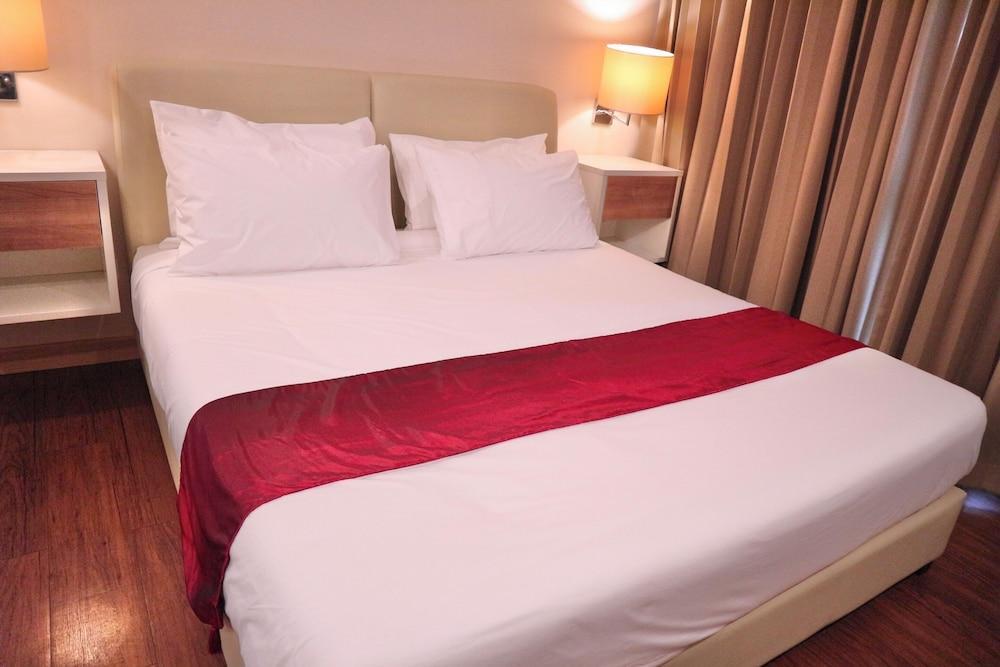 Icon Narindra Suites Hotel Room Type - Grand Family Suite Icon Narindra Suites Hotel Room Type - Grand Family Suite