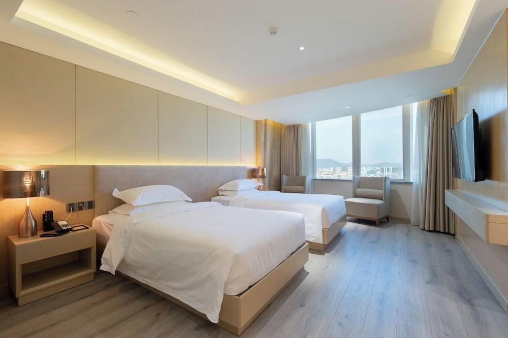Kaiser Hotel Guangzhou Gangding Metro Room Type - Executive Twin Room, City View