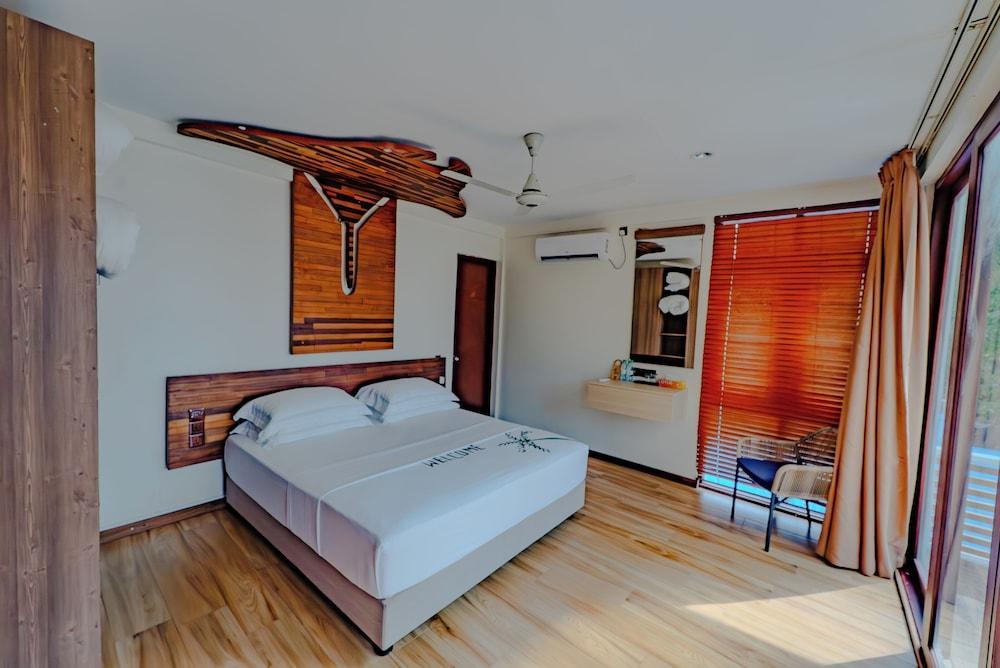 Kinan Retreat Room Type - Deluxe Double Or Twin Room , Sea View