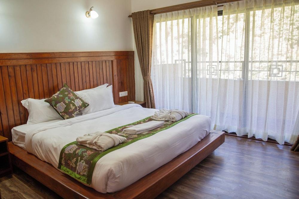Jungle Mahal Wellness Resort - Tap to explore photos