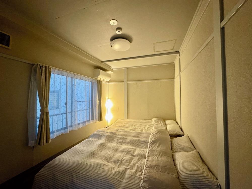 Kobayashi Building Room Type - Basic Twin Room, City View