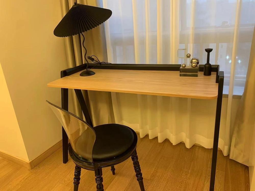 Leleju Boutique Apartment Shanghai Room Type - Comfort Room, Kitchenette, City View (1116) Leleju Boutique Apartment Shanghai Room Type - Comfort Room, Kitchenette, City View (1116)