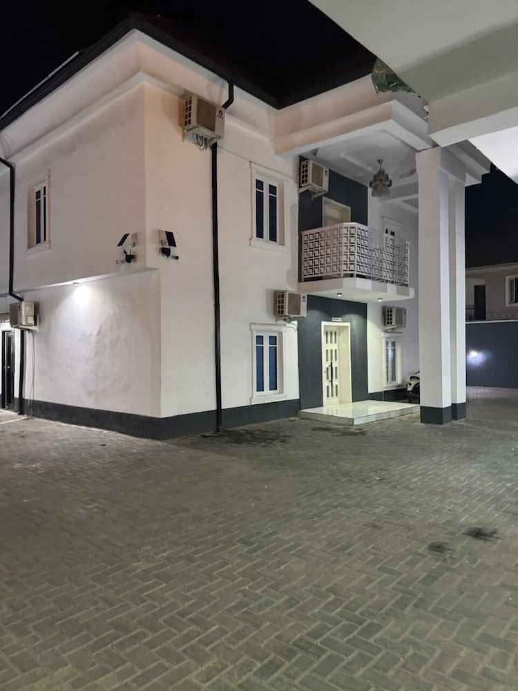 Libertini Hotel and Apartments
