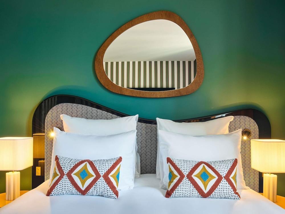 Mercure Paris Butte Montmartre Basilique Room Type - Classic Room, 1 Queen Bed