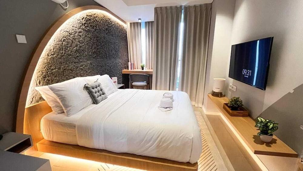 Morich Suite Antasari Room Type - Superior Single Room, City View Morich Suite Antasari Room Type - Superior Single Room, City View