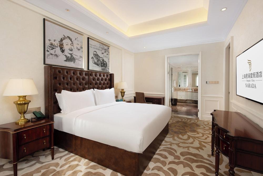 NARADA RESORT SHANGHAI  HOTEL Disney Store Room Type - Deluxe Double Room, Non Smoking