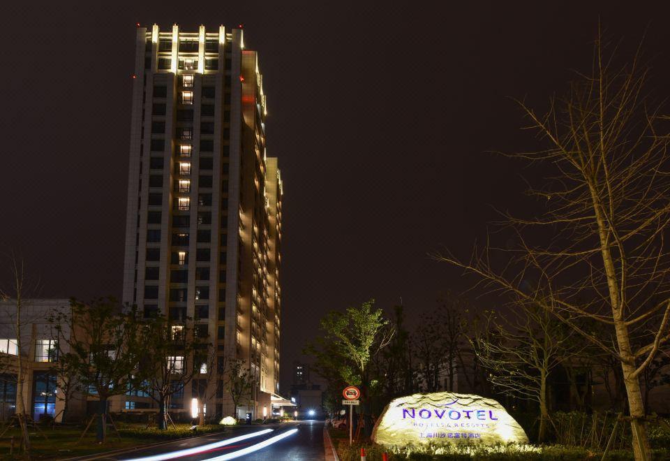 Novotel Shanghai Chuansha - Tap to explore photos