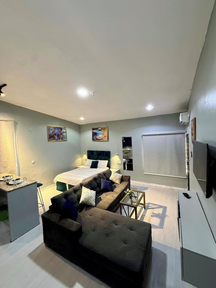 Open plan studio apartment unit Room Type - Deluxe Studio, Kitchen