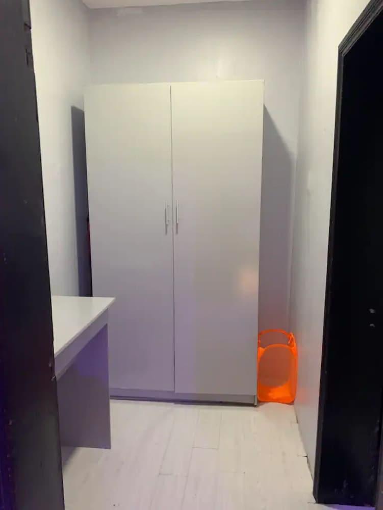 Open plan studio apartment unit