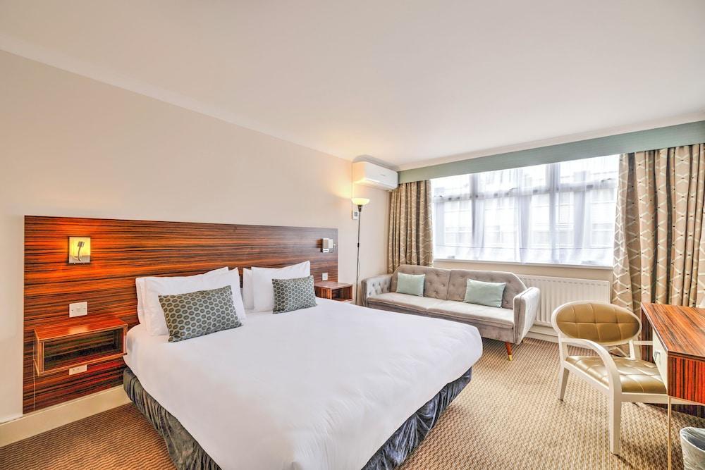 Palms Hotel & Retreat By Palette London Romford Room Type - Accessible Double Room