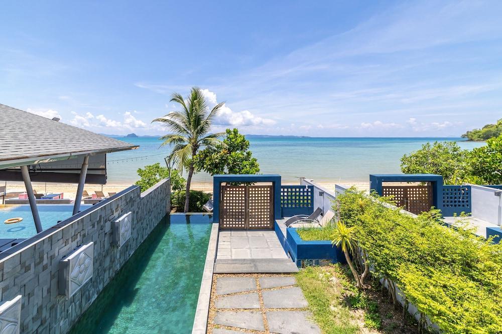 Phuket Moonlit Bay Seaview Resort&Spa Room Type - Luxury Villa, 2 Bedrooms, Private Pool, Beachside